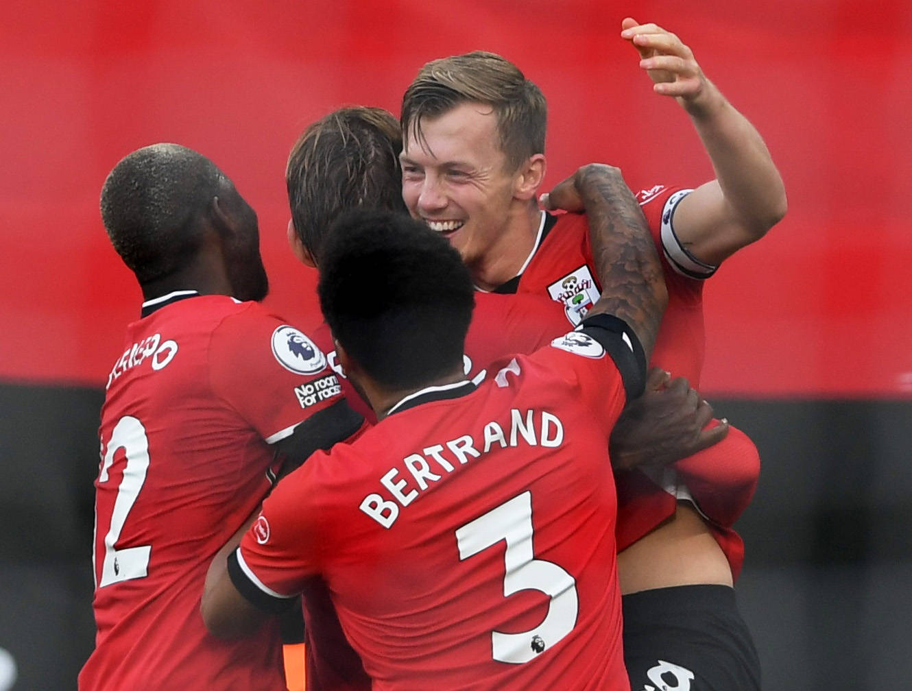 仍值得称赞 仍值得称赞